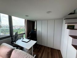 Kingsford . Hillview Peak (D23), Condominium #571371571